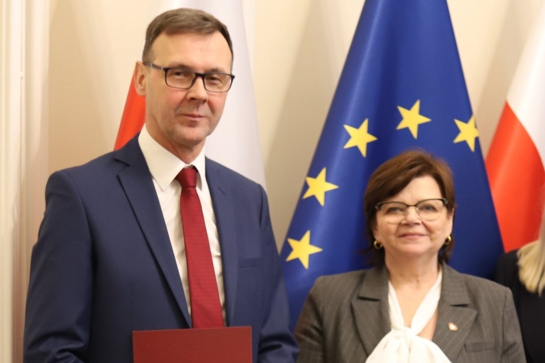 Read more about the article Kuriozalna nominacja. Zna się ze Sługockim. Teraz został szefem lubuskiego NFZ