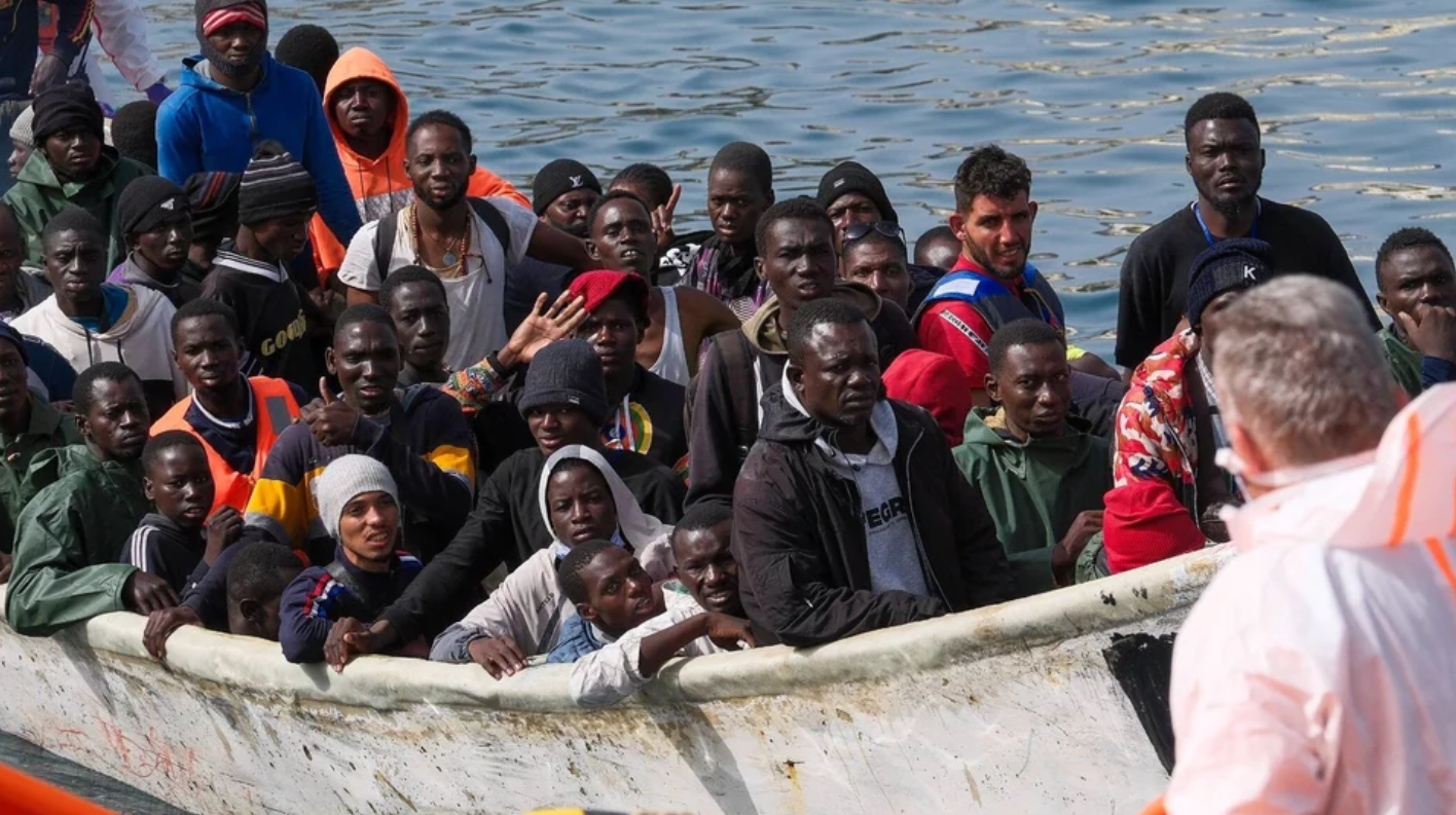 Read more about the article Nielegalni imigranci wkrótce pojawią się na naszych ulicach. Rząd zgodził się na relokalcję